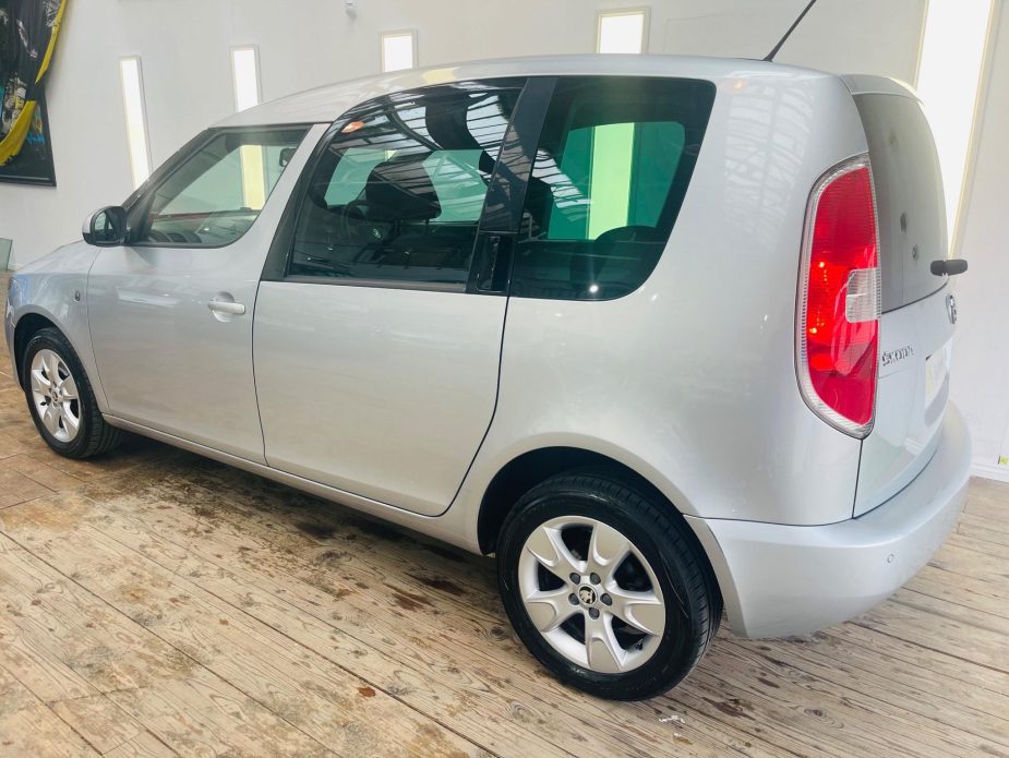 Skoda Roomster 1.6 TDI SE Plus Euro 5 5dr