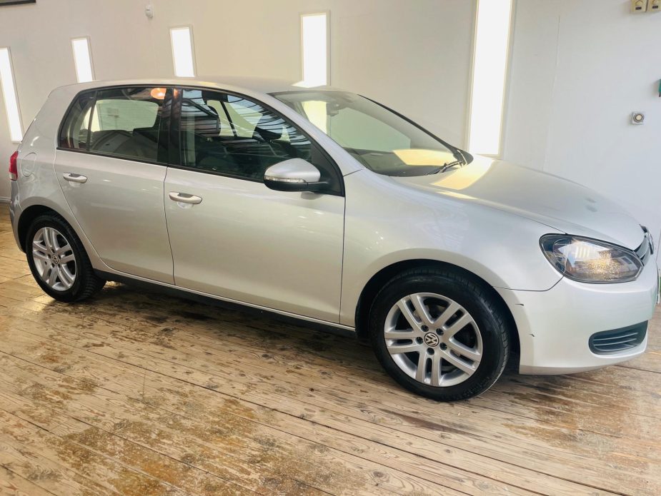 Volkswagen Golf 1.6 TDI SE DSG Euro 5 5dr