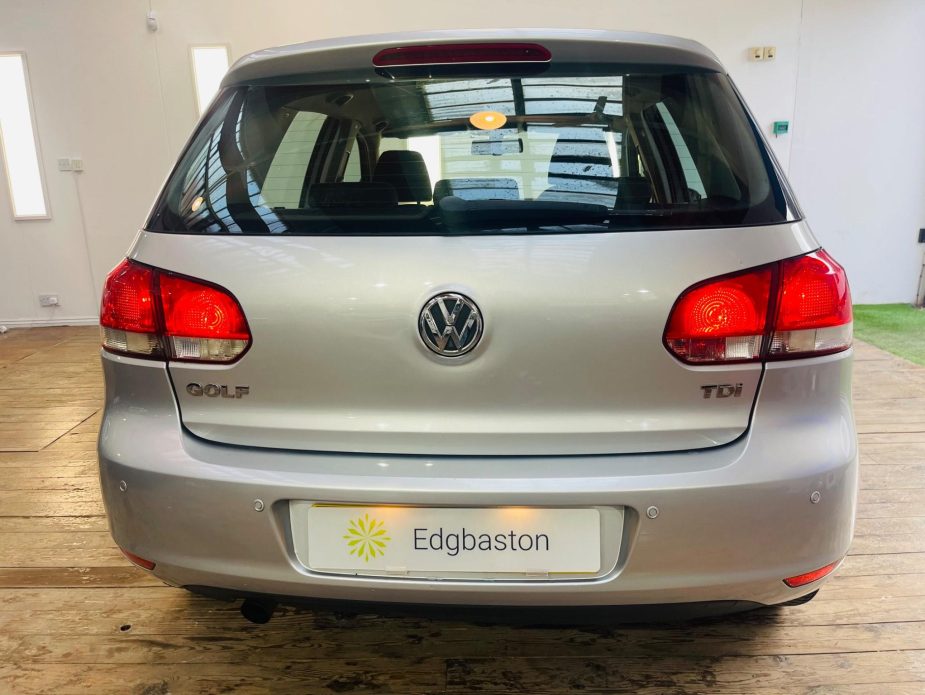 Volkswagen Golf 1.6 TDI SE DSG Euro 5 5dr