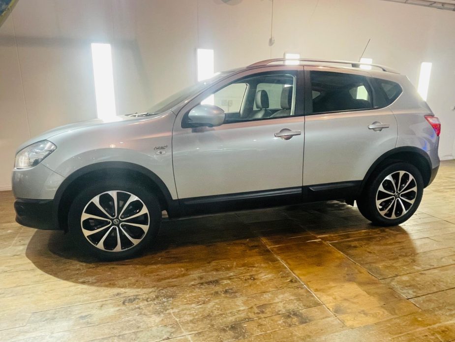 Nissan Qashqai 1.6 n-tec+ CVT 2WD Euro 5 5dr