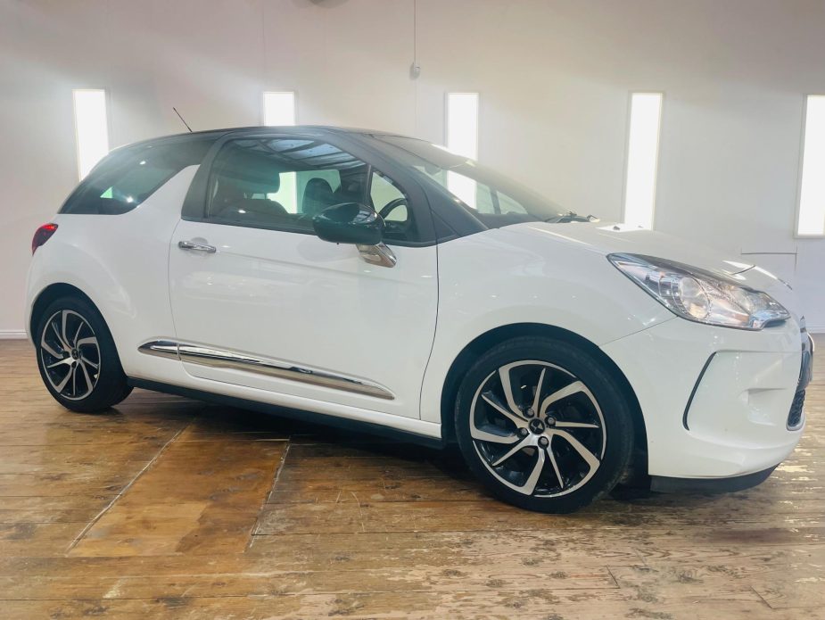 DS AUTOMOBILES DS 3 1.2 PureTech DStyle Nav Euro 6 (s/s) 3dr