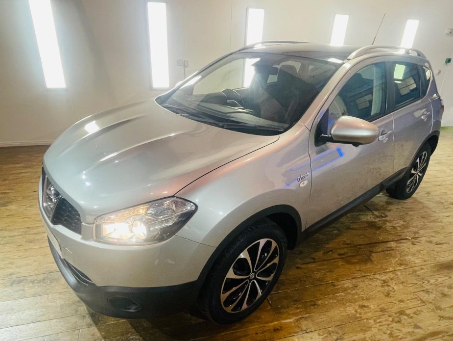 Nissan Qashqai 1.6 n-tec+ CVT 2WD Euro 5 5dr