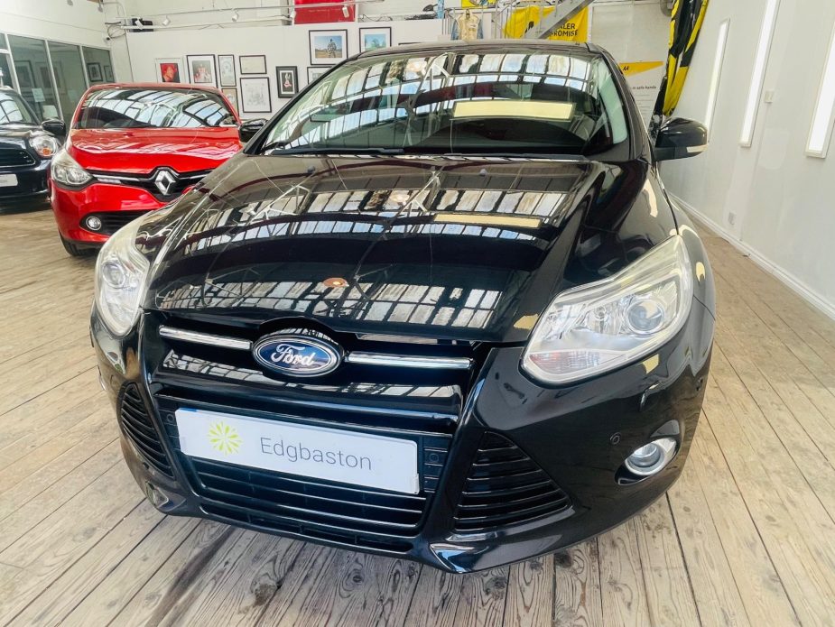 Ford Focus 1.0T EcoBoost Titanium X Euro 5 (s/s) 5dr