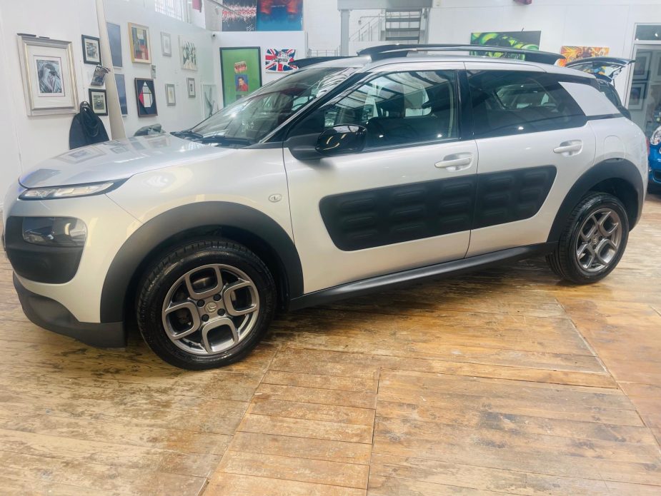 Citroen C4 Cactus 1.2 PureTech Feel Euro 6 (s/s) 5dr