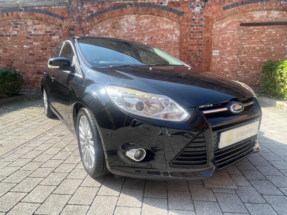 Ford Focus 1.0T EcoBoost Titanium X Euro 5 (s/s) 5dr